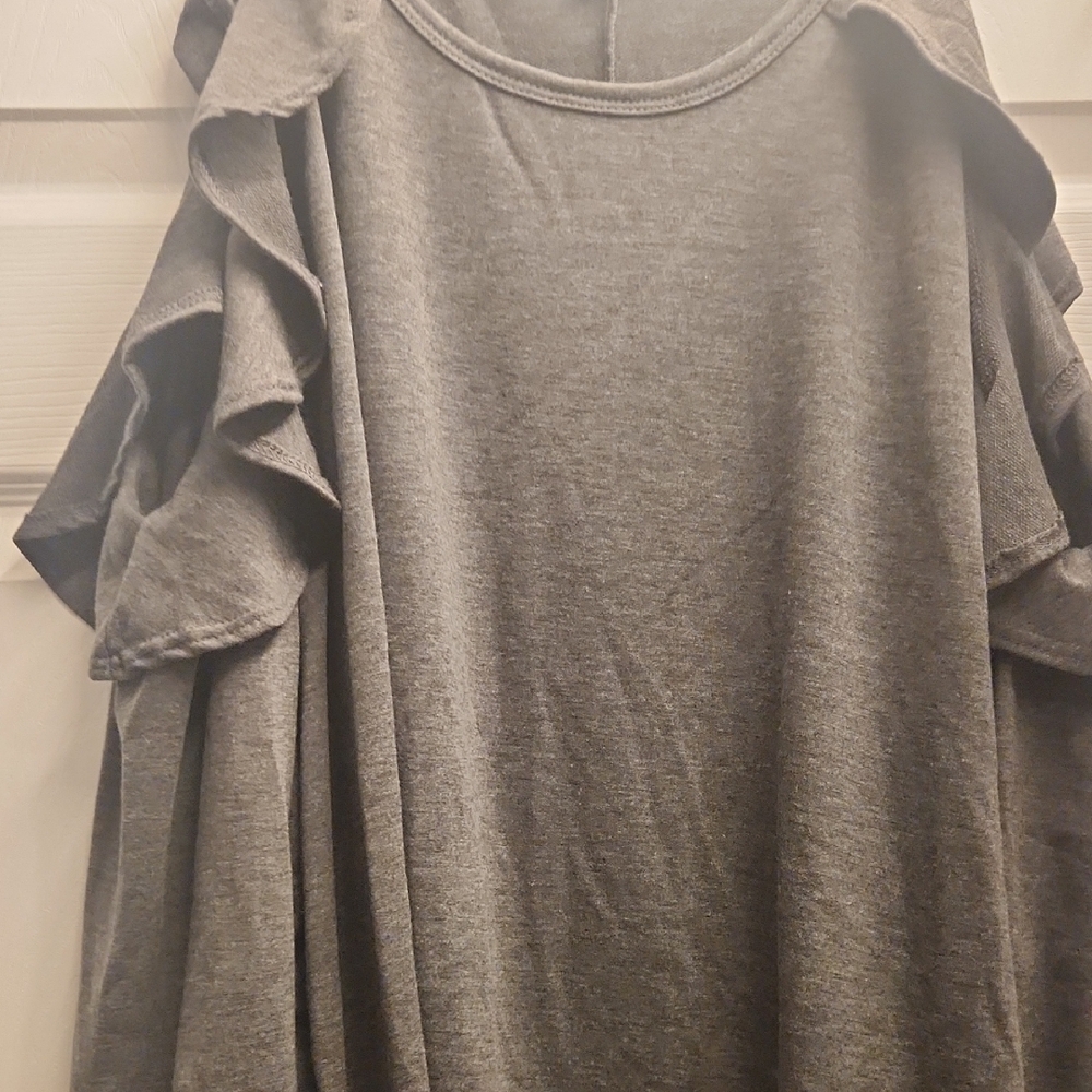 Gray Flutter Sleeve Ruffled Top